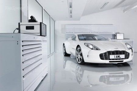 National Geographic представит Aston Martin One-77