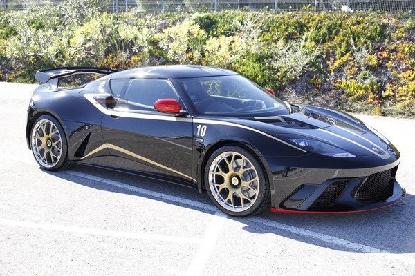 Lotus выпускает особую модель Evora 