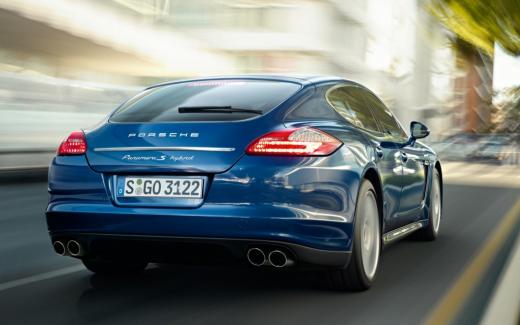 Porsche Panamera Plug-in Hybrid выпустят в середине 2013 года