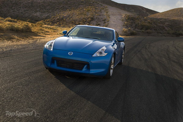 Nissan 370Z. Из 2009 в 2012