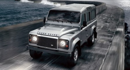 Land Rover Defender 2012 с новым мотором и опциями