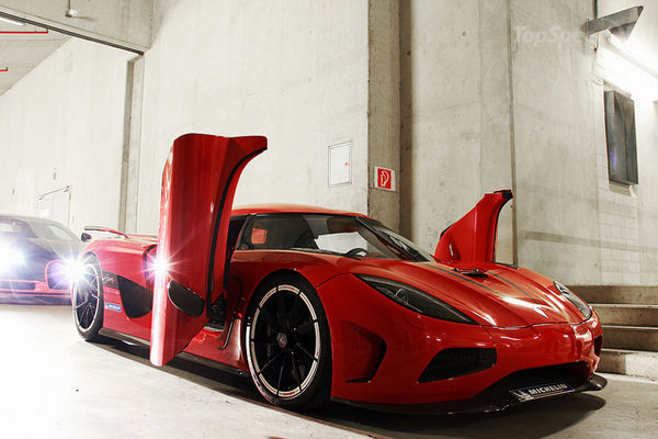 Koenigsegg Agera R удалось разогнаться до 400 км/ч 