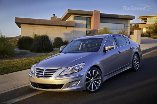 Hyundai представляет Genesis модельного ряда 2014 года