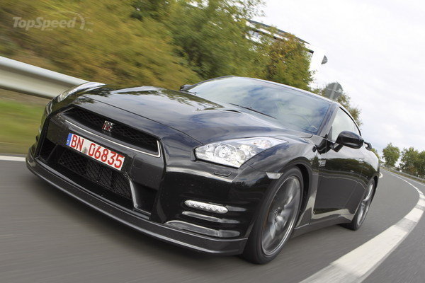 Nissan GT-R модельного ряда 2014 года 