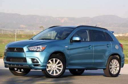 Подключаемый гибрид Mitsubishi Outlander Sport едет в США