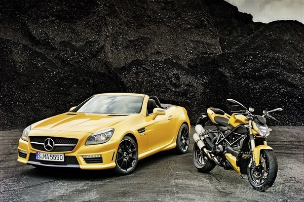 Ducati выкрасили в жёлтый Mercedes SLK 55