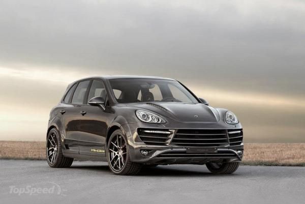 В TopCar изрядно “карбонизировали” Porsche Cayenne