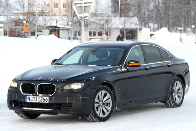 Обновленный BMW 7 серии стоит ждать к концу года