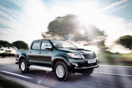 Компания Toyota показала рестайлинговую версию нынешнего поколения пикапа Toyota Hilux