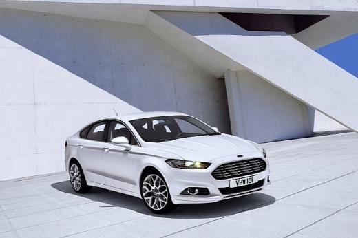 Европейская версия 2013 Ford Mondeo задерживается 