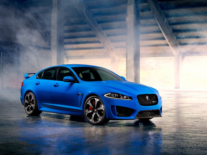 Обнародована вся информация о седане Jaguar XFR-S