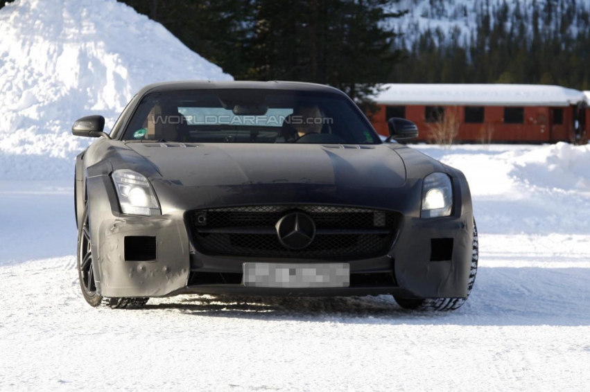 Шпионские фотографии Mercedes SLS AMG Black Series 