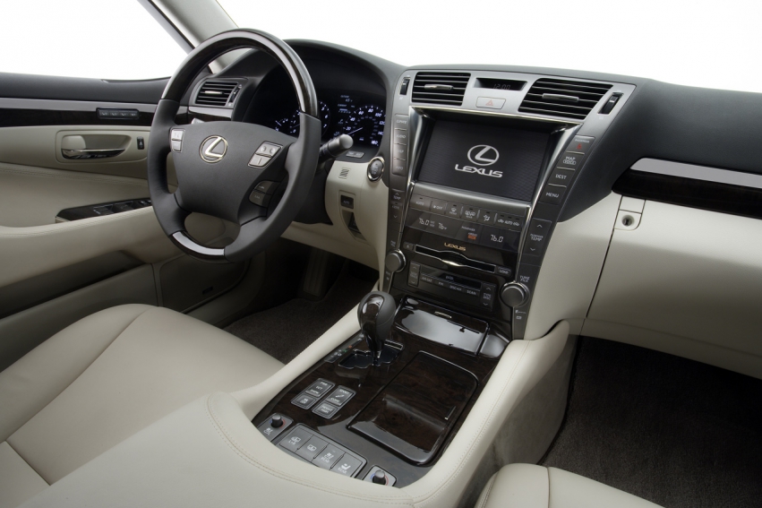 Авто обои Lexus LEXUS LS 460