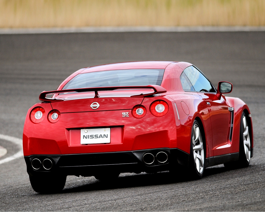 Авто обои Nissan Nissan GT-R 2008