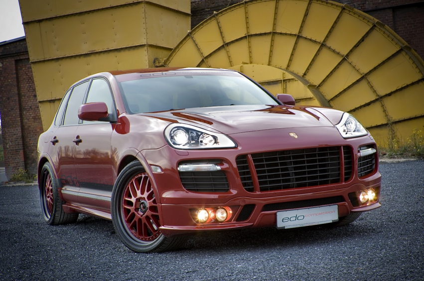 Авто обои Porsche Edo Competition Porsche Cayenne GTS