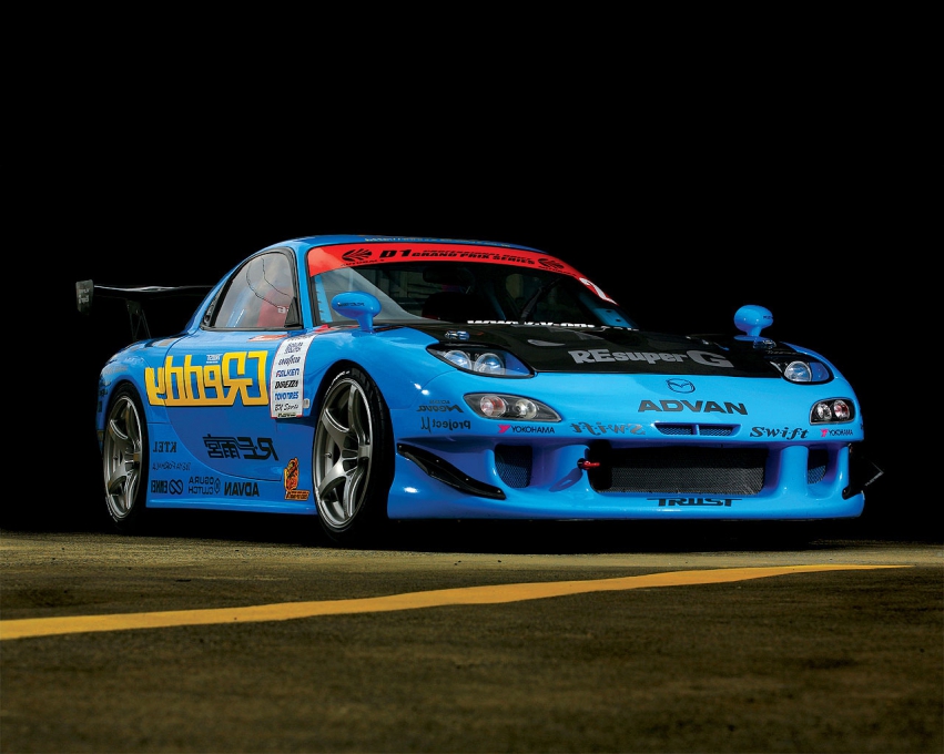 Авто обои Mazda Mazda RX7 Drift Car