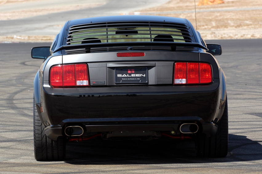 Авто обои Ford Saleen Dark Horse Mustang 2009