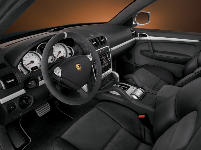 Авто обои Porsche Porsche Cayenne S Transsyberia 2009