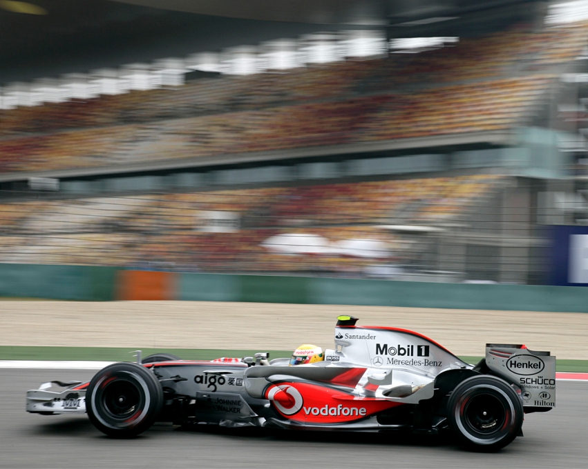 Авто обои McLaren Formula 1 Sao Paulo — McLaren Mercedes