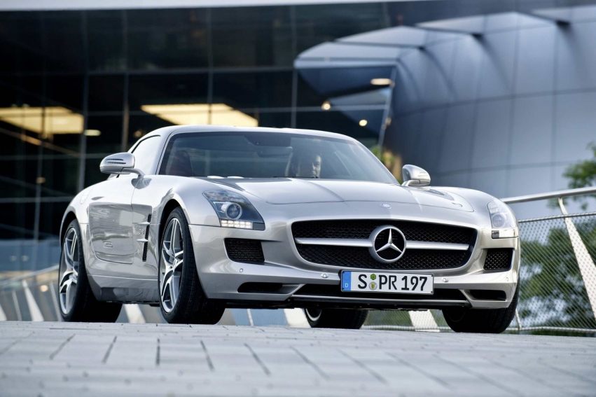 Авто обои Mercedes-Benz SLS AMG 2010