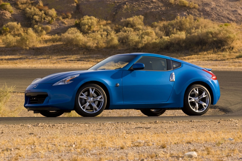 Авто обои Nissan Nissan 370Z 2010