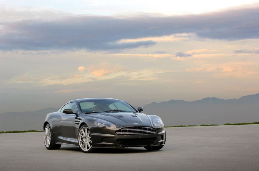 Авто обои Aston Martin Aston Martin DBS from Quantum of Solace Автомобиль бонда