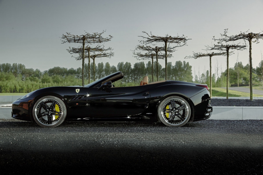 Авто обои Ferrari Edo Competition California 