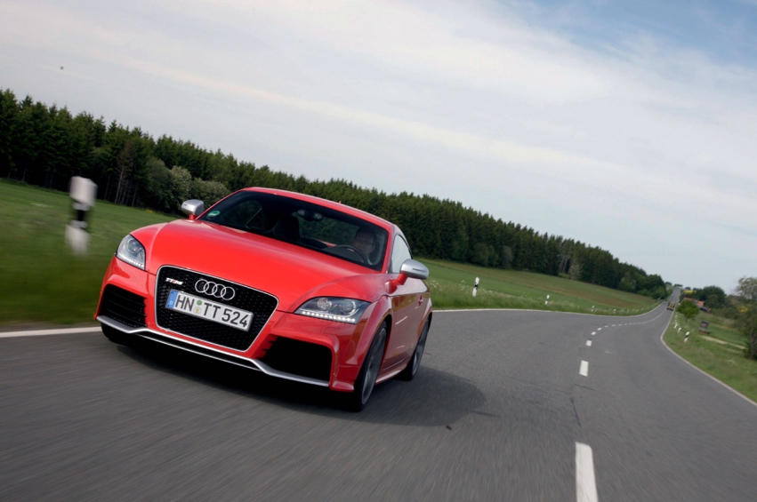 Авто обои Audi TT RS 2010