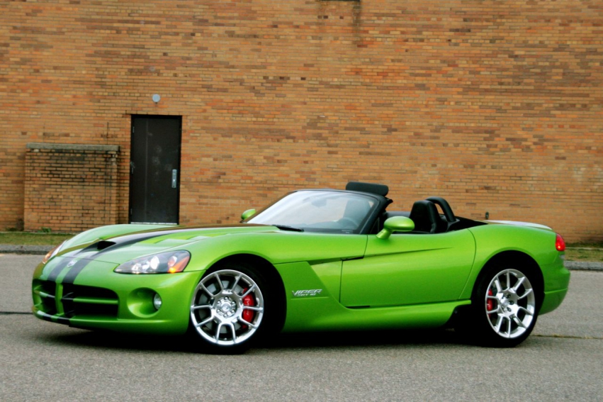 Авто обои Dodge Dodge Viper SRT-10 2008