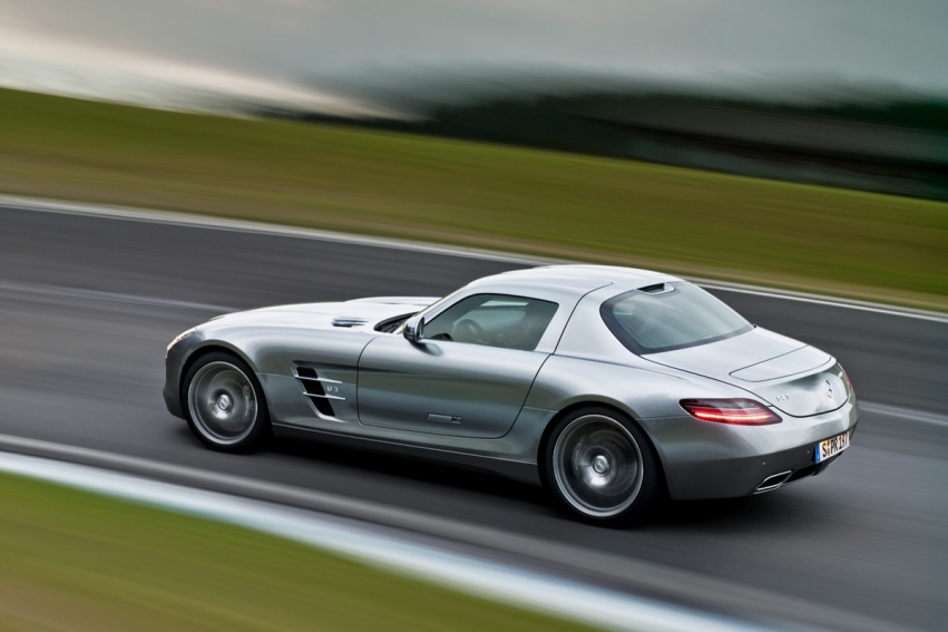 Авто обои Mercedes-Benz SLS AMG 2010