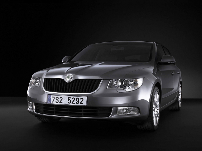 Авто обои Skoda Skoda Superb (2009)