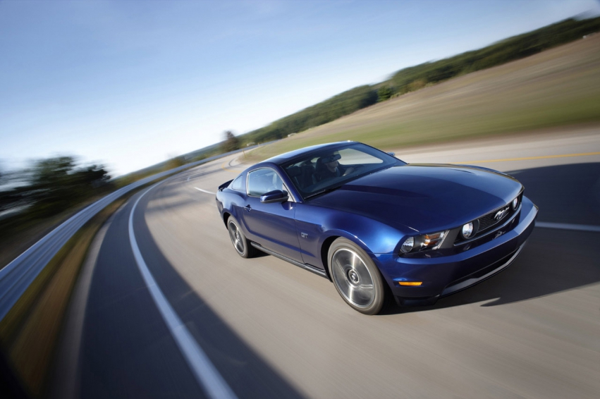 Авто обои Ford Ford Mustang 2010