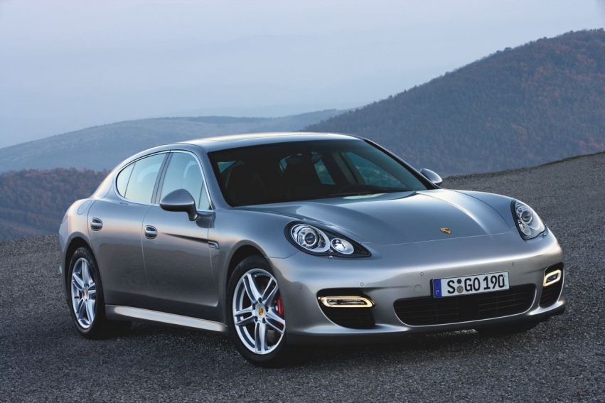 Авто обои Porsche Porsche Panamera 2010