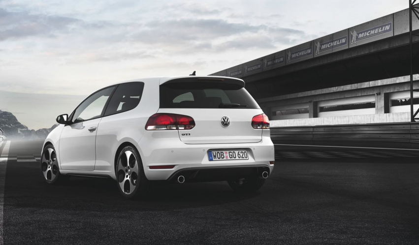 Авто обои Volkswagen Volkswagen GTI MK VI 2010