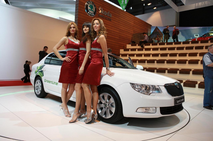 Авто обои Skoda Skoda Superb GreenLine 2008