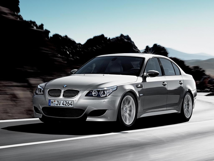 Авто обои BMW BMW M5 E60 Sedan 