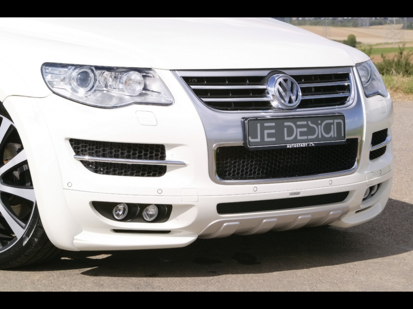 Авто обои Volkswagen 2008 JE Design Touareg Wide Body