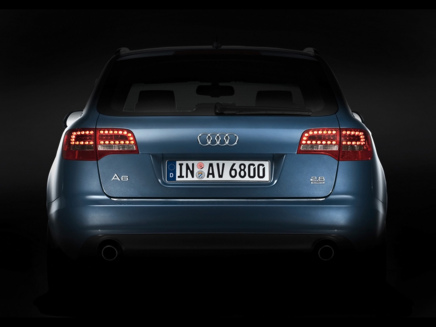 Авто обои Audi Audi A6 Avant 2009