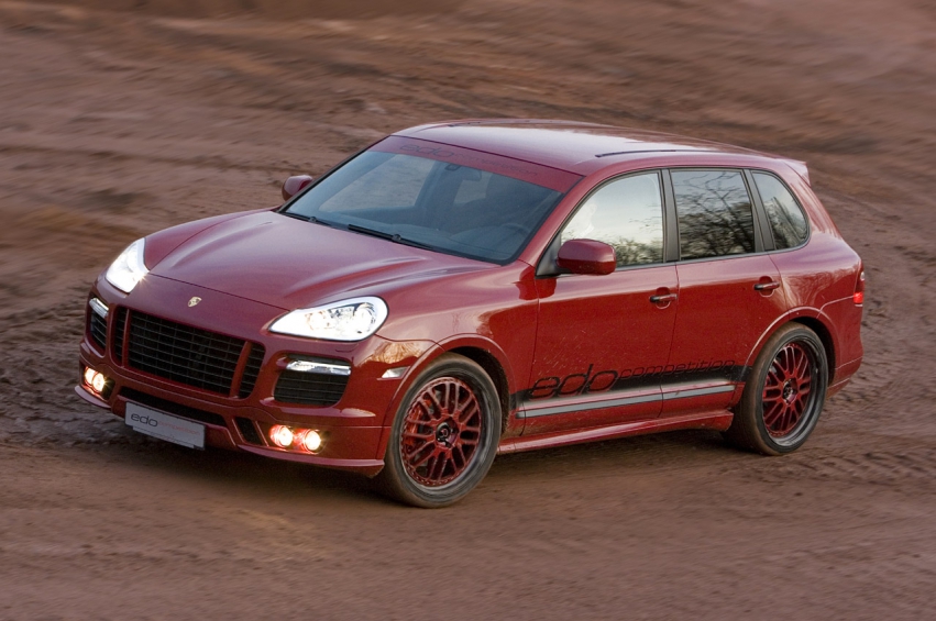 Авто обои Porsche Edo Competition Porsche Cayenne GTS