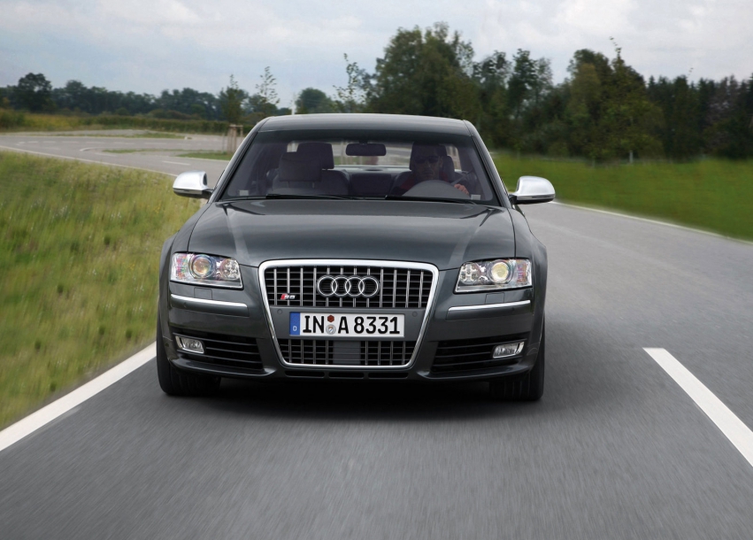 Авто обои Audi Audi S8 (2008)