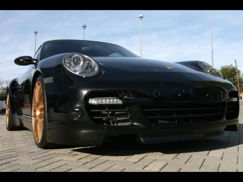 Авто обои Porsche Roock Porsche 911 Turbo RST 600 LM 2009