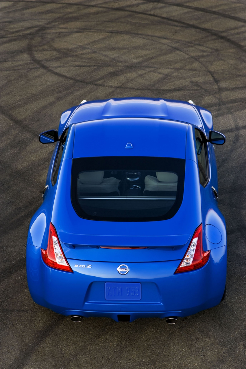 Авто обои Nissan Nissan 370Z 2010