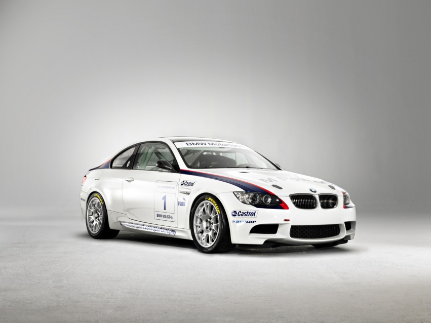 Авто обои BMW M3 GT4