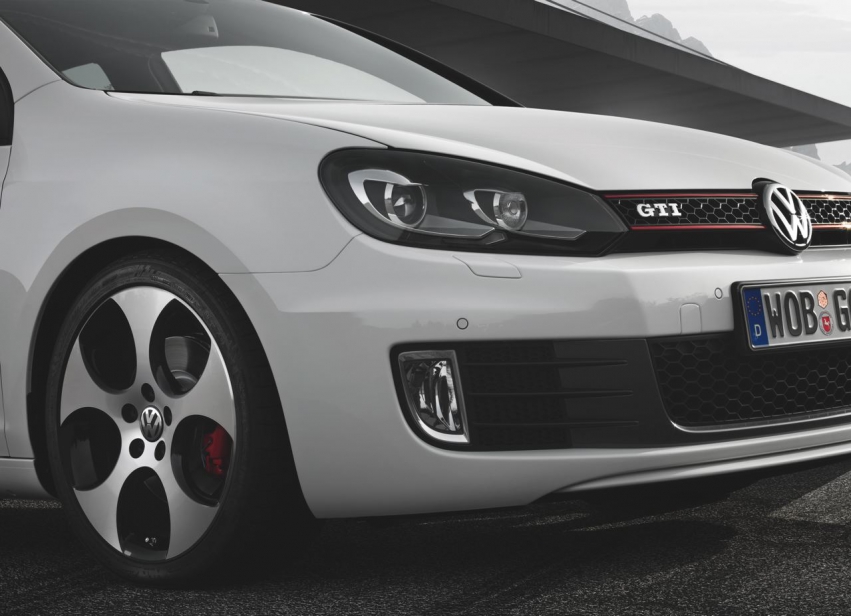 Авто обои Volkswagen Volkswagen GTI MK VI 2010