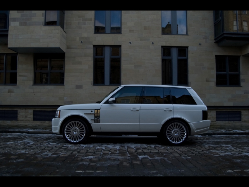 Авто обои Land Rover Project Kahn Range Rover Vogue 2009