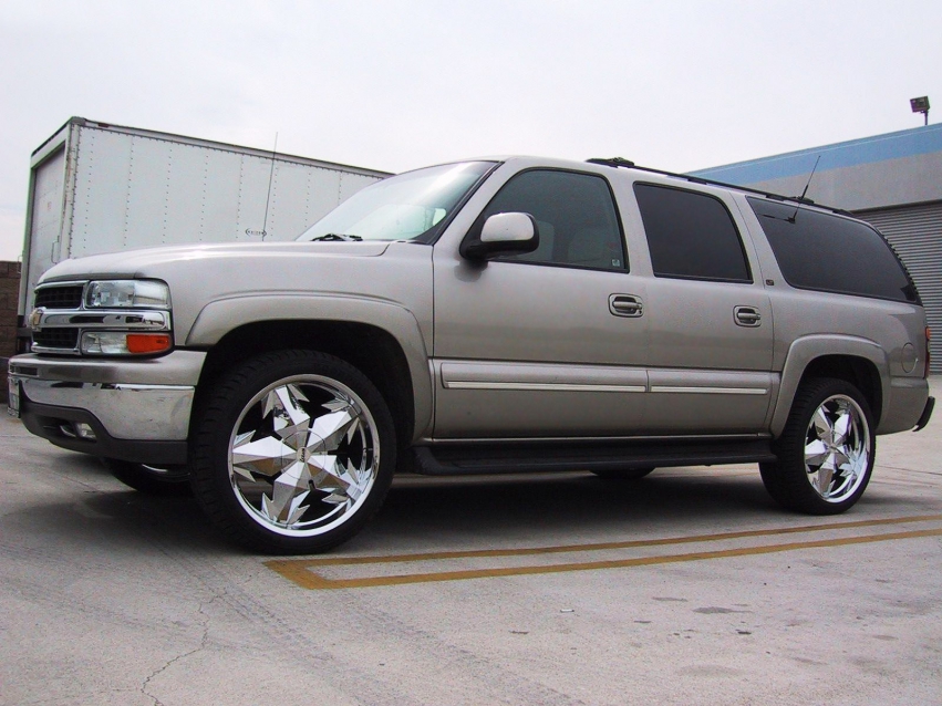 Авто обои Chevrolet Chevrolet Suburban