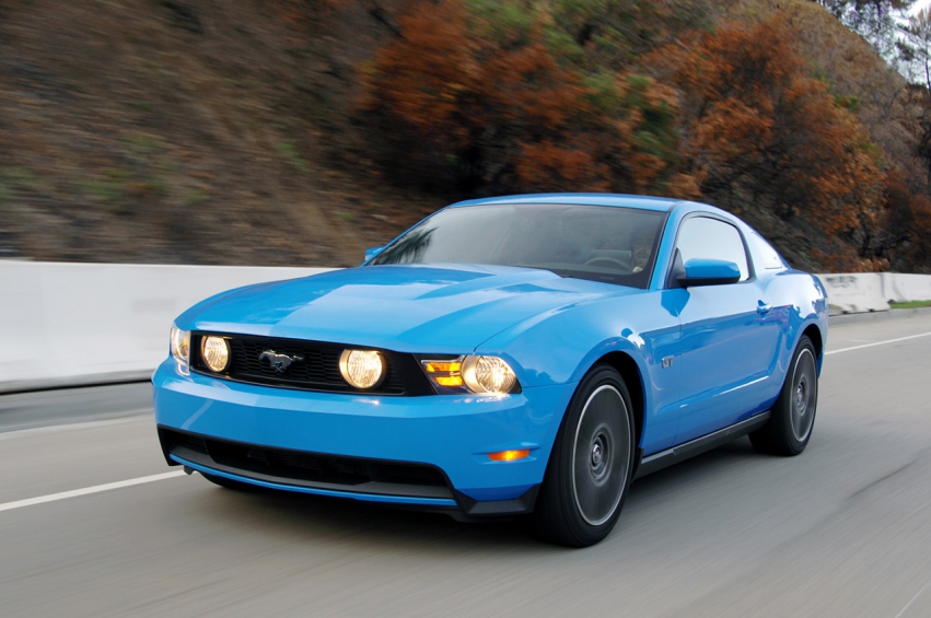 Авто обои Ford Ford Mustang GT 2010