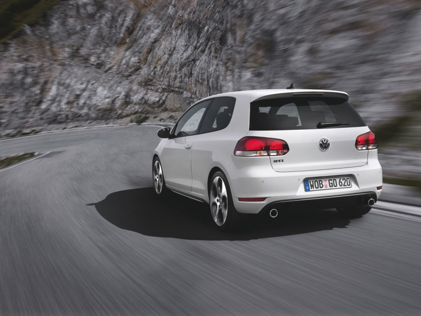 Авто обои Volkswagen Volkswagen GTI MK VI 2010