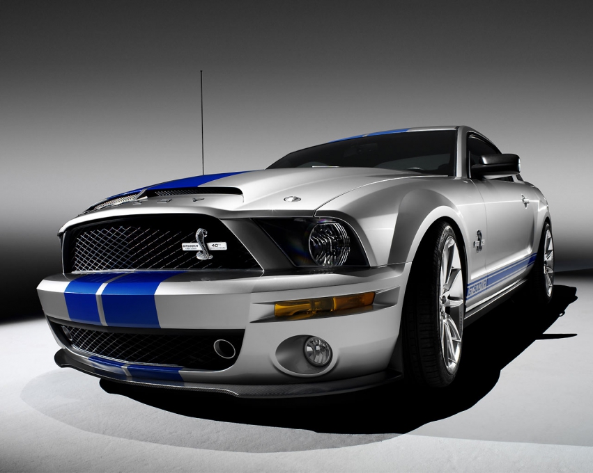 Авто обои Ford 2008 Ford Shelby GT500KR