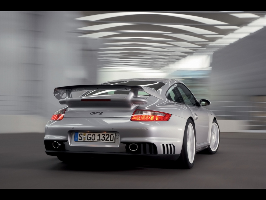 Авто обои Porsche 2008 Porsche 911 GT2